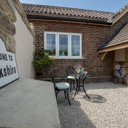 Exclusive Holiday Accommodation - Bancroft Cottage Bedale Buitenkant foto