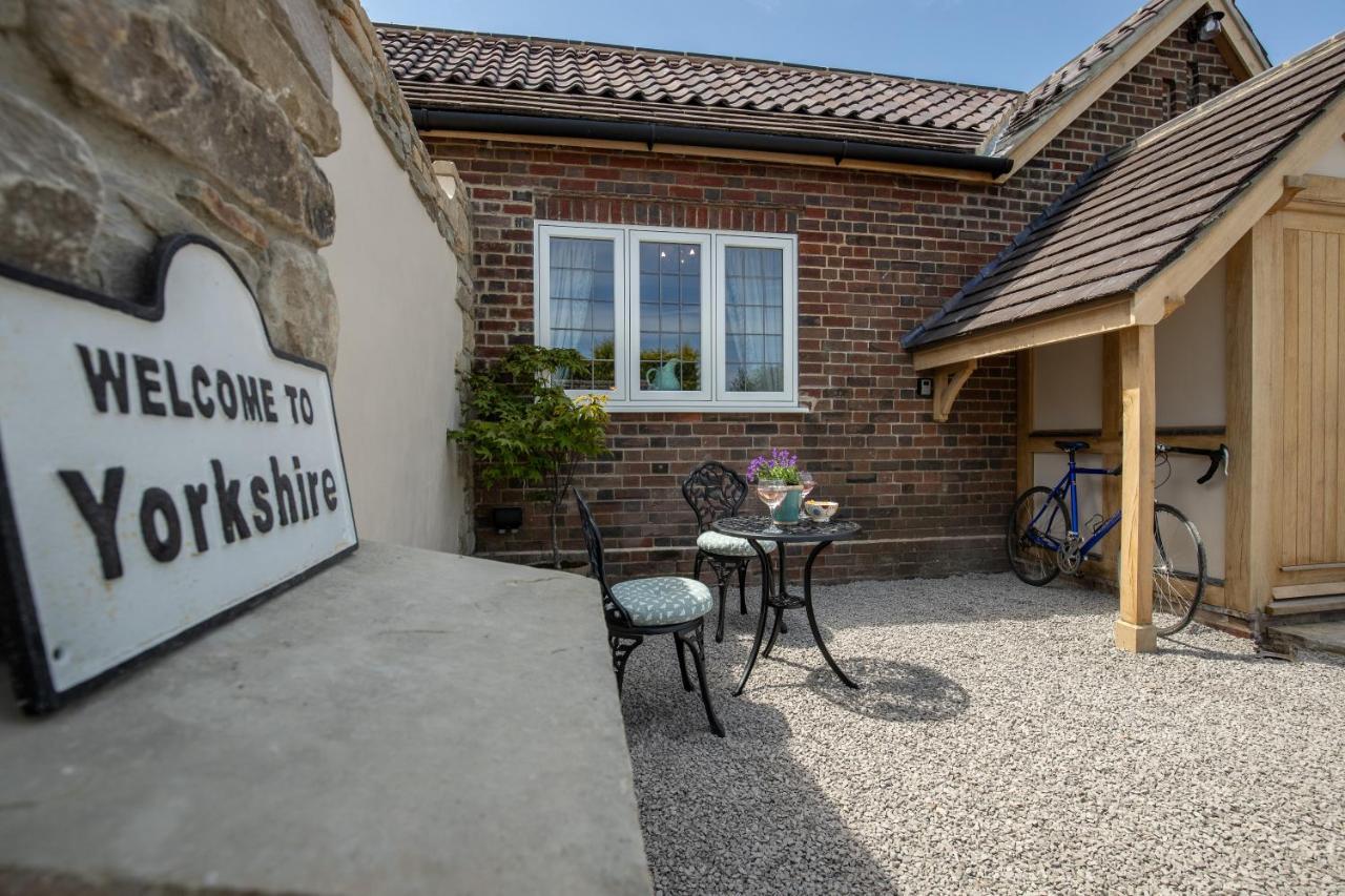 Exclusive Holiday Accommodation - Bancroft Cottage Bedale Buitenkant foto