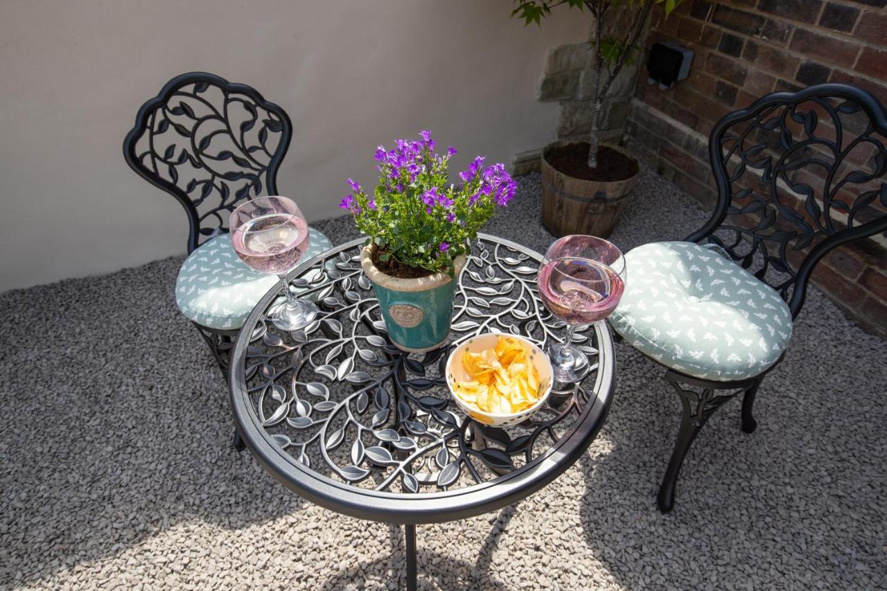 Exclusive Holiday Accommodation - Bancroft Cottage Bedale Buitenkant foto